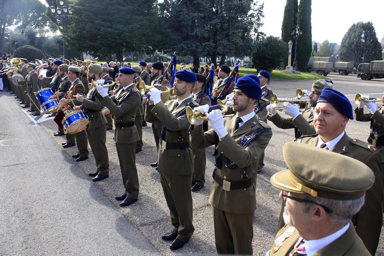 La Academia de Infanteria lució sus mejores galas en el día de su patrona